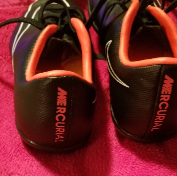 Nike Jr Sup Mercurial Soccer shoes - Picture 2 of 4